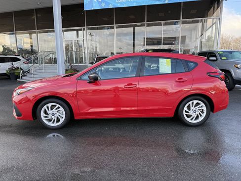 Certified 2025 Subaru Impreza 2.0i image 2