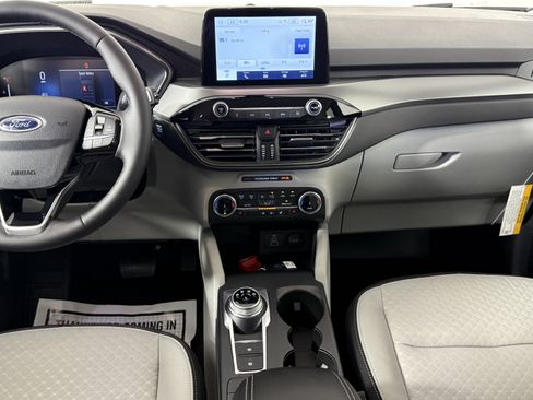 New 2025 Ford Escape Active w/ Cold Weather Package image 14