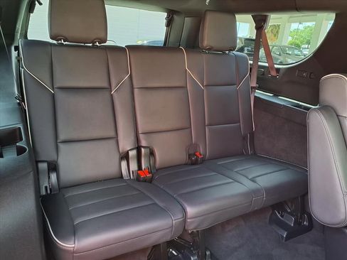 Used 2025 Cadillac Escalade ESV Sport w/ LPO, ONYX Package RWD image 15