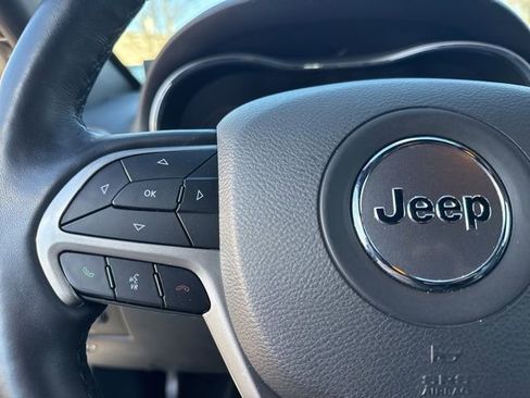 Used 2022 Jeep Grand Cherokee Limited w/ Tech Group image 37