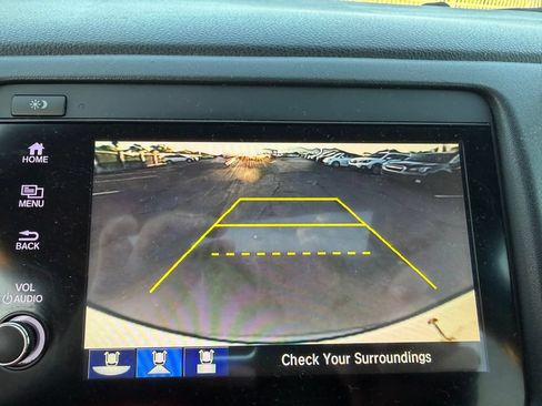 Used 2019 Honda HR-V EX image 12