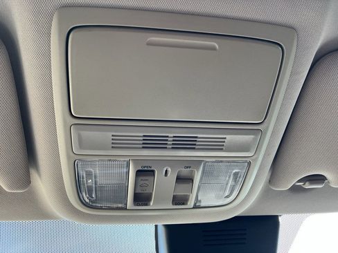 Used 2018 Honda Accord EX image 24