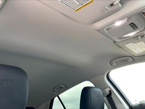 Used 2024 Buick Envision Sport Touring AWD/4WD image 28