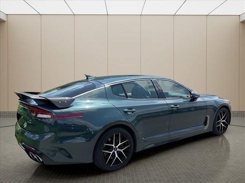 Used 2022 Kia Stinger GT-Line w/ Sun & Sound Package AWD/4WD image 17