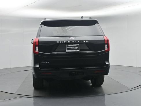 Certified 2025 Ford Expedition Active AWD/4WD image 34