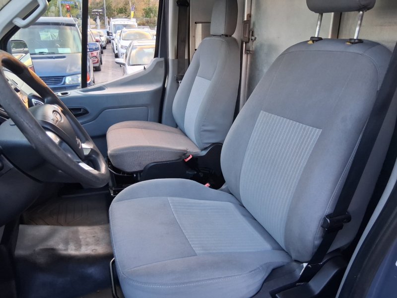 Used 2019 Ford Transit 250 148 High Roof Extended RWD image 12