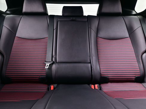 Used 2022 Toyota RAV4 XSE image 15