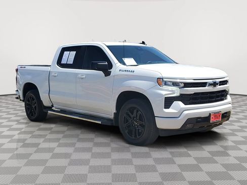 Used 2024 Chevrolet Silverado 1500 RST w/ Protection Package AWD/4WD image 3