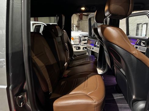 Used 2019 Mercedes-Benz G 550 image 23
