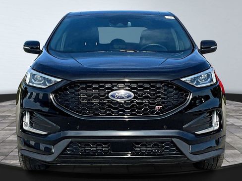 Used 2022 Ford Edge ST w/ Equipment Group 401A image 3