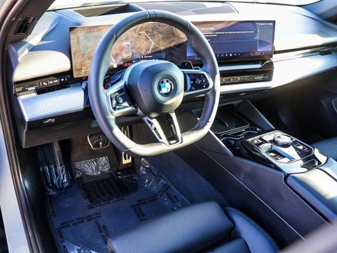 Used 2026 BMW 530i xDrive image 10