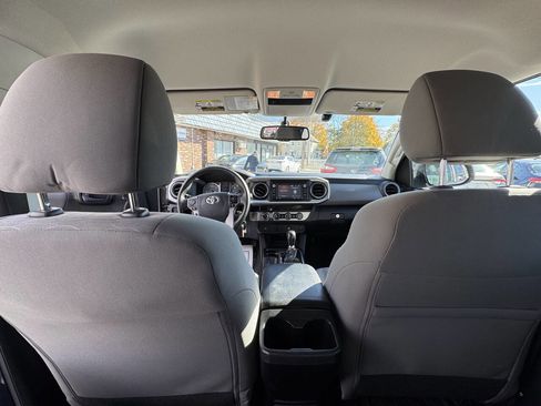 Used 2016 Toyota Tacoma SR5 image 61