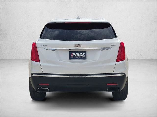 Used 2017 Cadillac XT5 FWD image 6