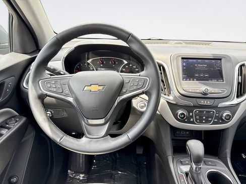 Used 2024 Chevrolet Equinox LT AWD/4WD image 22