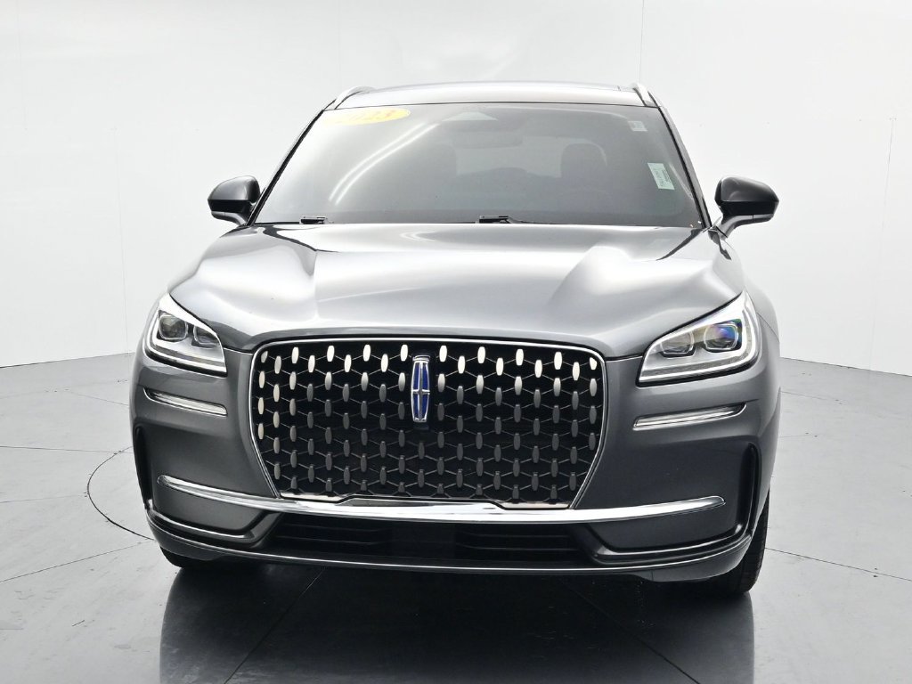Used 2023 Lincoln Corsair Grand Touring AWD/4WD image 3