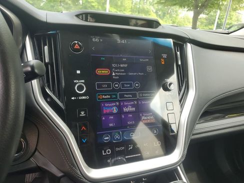 Used 2022 Subaru Outback Limited image 24