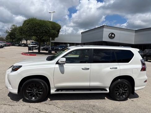 Used 2023 Lexus GX 460 Premium w/ Premium Package AWD/4WD image 2