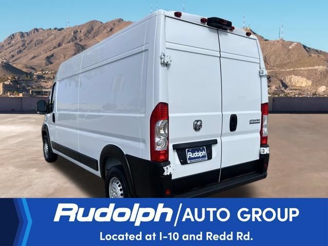 Used 2026 RAM ProMaster 2500 w/ Convenience Group FWD image 4