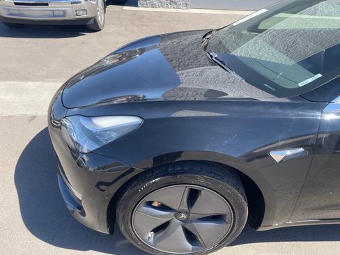 Used 2019 Tesla Model 3 Standard Range Plus image 10