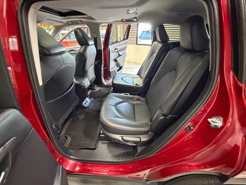 Used 2021 Toyota Highlander Limited AWD/4WD image 55