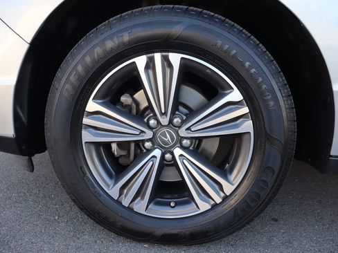 Used 2017 Acura MDX SH-AWD image 44