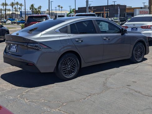 New 2026 Nissan Sentra SV w/ Floor Mat Package FWD image 2