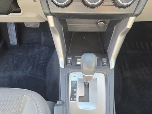 Used 2014 Subaru Forester 2.5i Limited AWD/4WD image 20