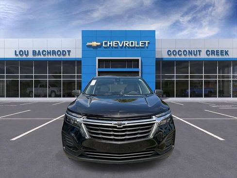 Used 2022 Chevrolet Equinox LS w/ LS Convenience Package FWD image 3