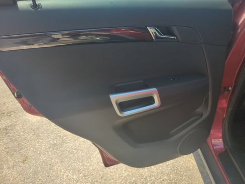 Used 2015 Chevrolet Captiva Sport LS FWD image 11