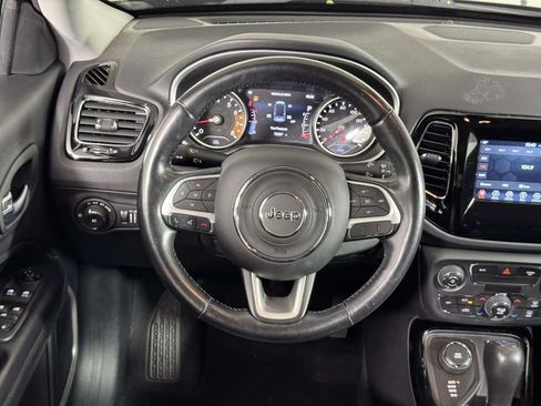 Used 2020 Jeep Compass Latitude AWD/4WD image 20