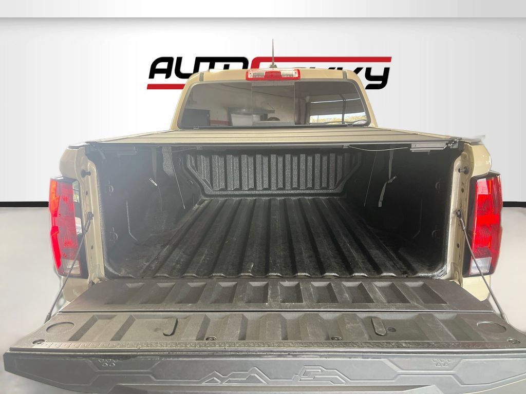 Used 2024 Chevrolet Colorado Trail Boss AWD/4WD image 26