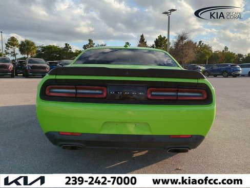 Used 2015 Dodge Challenger R/T Scat Pack w/ Scat Pack Appearance Package image 6