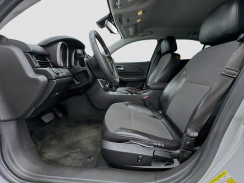 Used 2015 Chevrolet Malibu LT FWD image 12