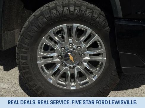 Used 2021 Chevrolet Silverado 2500 High Country w/ Technology Package image 34