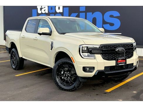 New 2025 Ford Ranger Lariat w/ FX4 Off-Road Package image 17