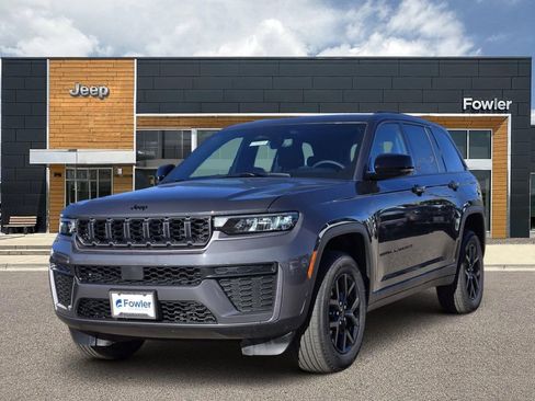 New 2026 Jeep Grand Cherokee Altitude AWD/4WD image 1