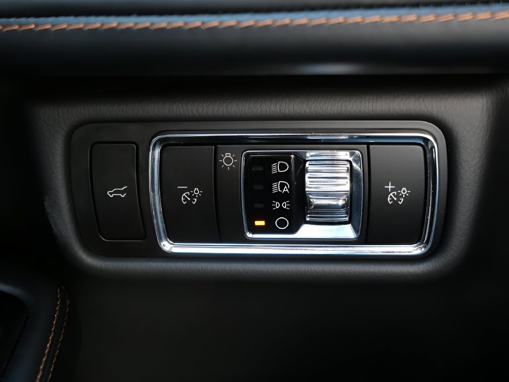 Certified 2025 Lincoln Aviator Black Label w/ Black Label Special Edition AWD/4WD image 16