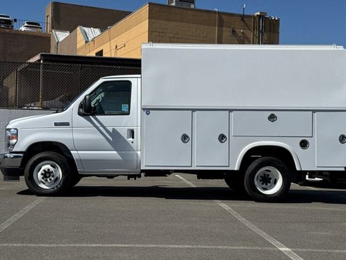 New 2025 Ford E-350 and Econoline 350 Super Duty w/ Power Equipment Group image 6