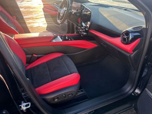 Used 2024 Chevrolet Blazer EV RS image 40