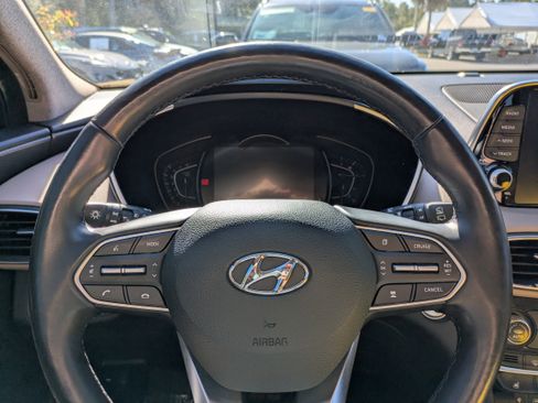 Used 2020 Hyundai Santa Fe Limited w/ Cargo Package image 25
