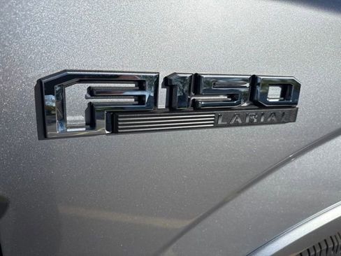 Used 2020 Ford F150 Lariat w/ Equipment Group 502A Luxury AWD/4WD image 4
