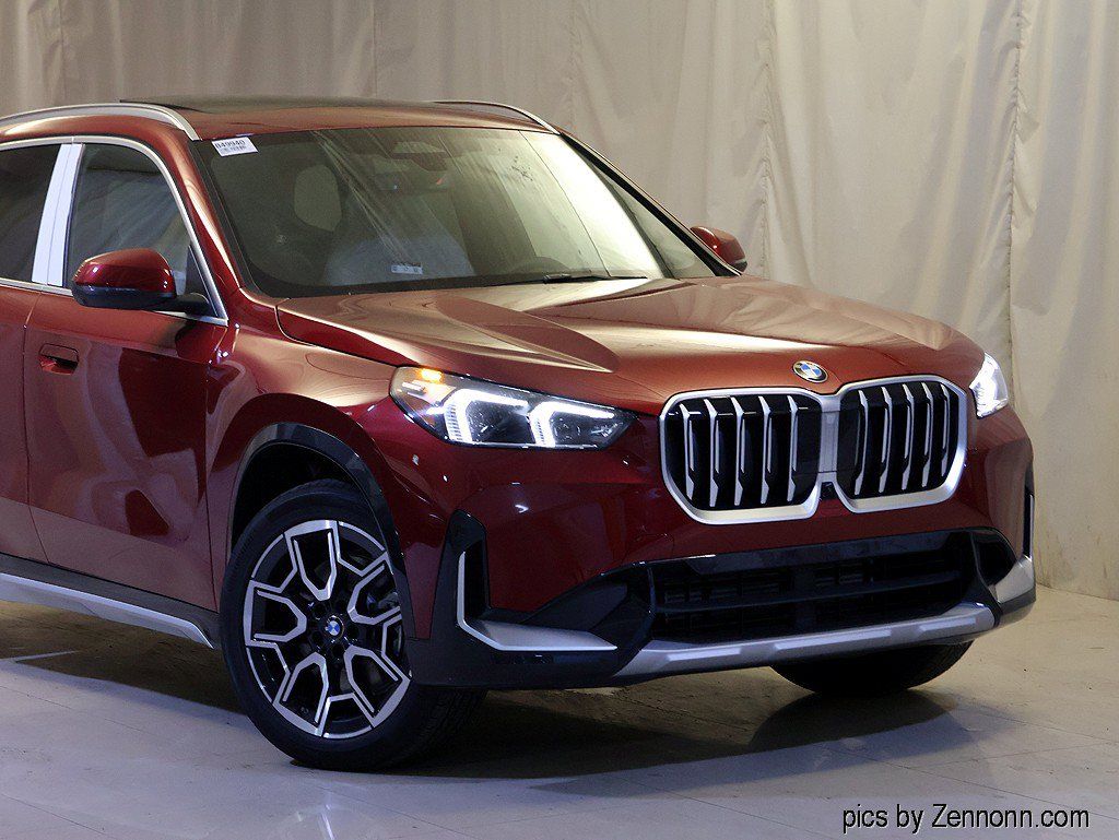 New 2027 BMW X1 xDrive28i AWD/4WD image 2