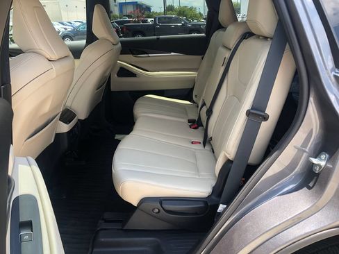 Used 2025 INFINITI QX60 Sensory w/ Vision Package AWD/4WD image 11