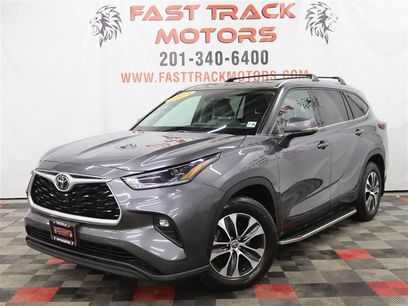 Used 2021 Toyota Highlander XLE