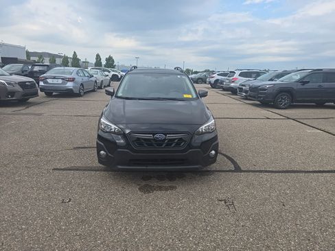 Used 2021 Subaru Crosstrek 2.5i Sport w/ Moonroof Package AWD/4WD image 8