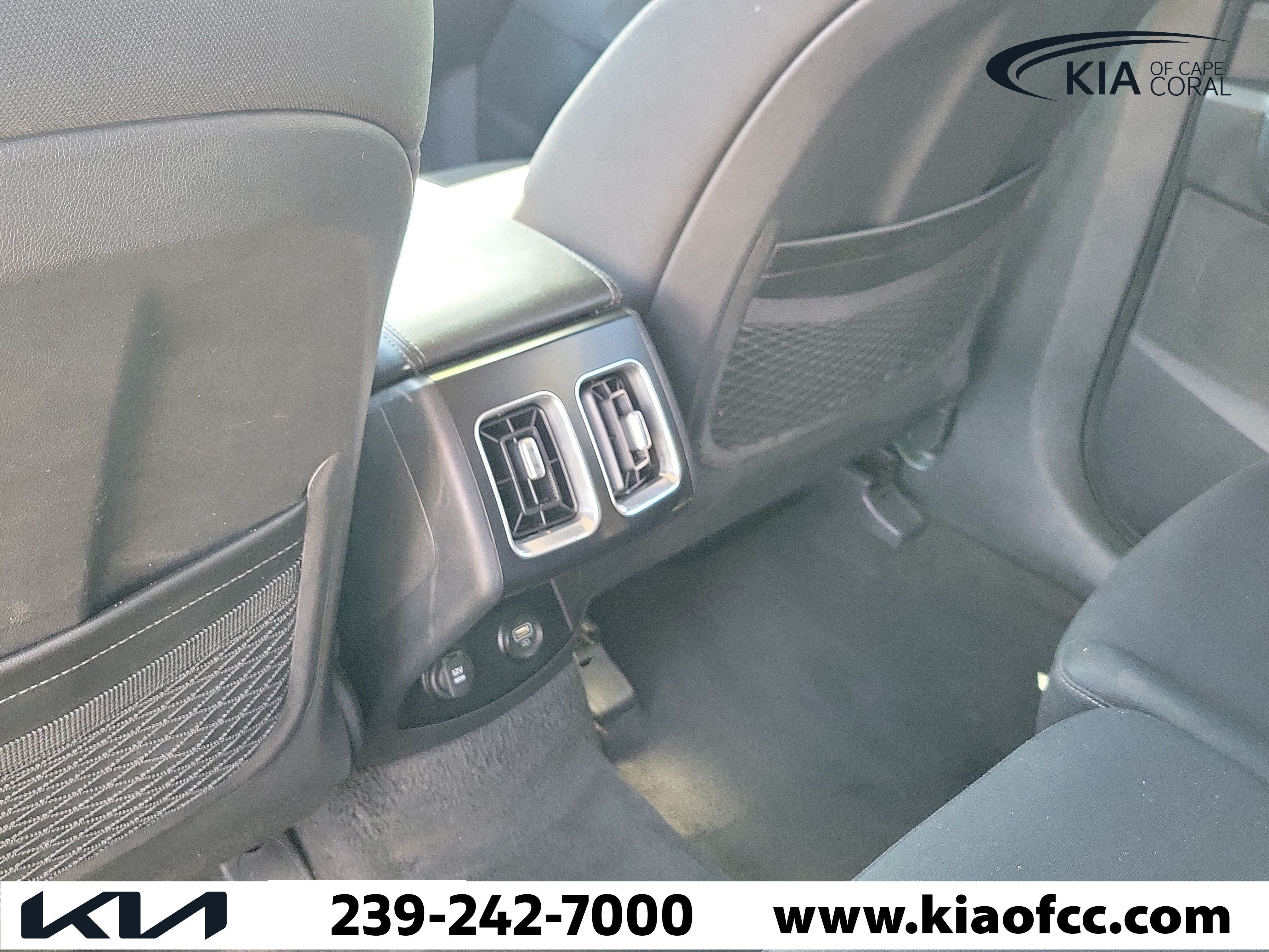 Used 2022 Kia Sorento LX FWD image 13