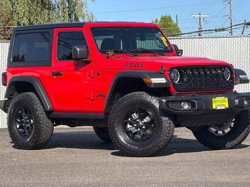 Used 2025 Jeep Wrangler Sport AWD/4WD image 2