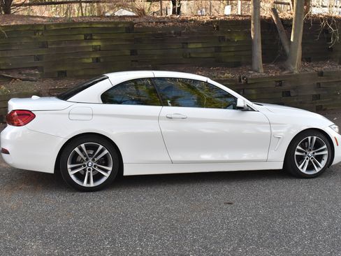 Used 2018 BMW 430i Convertible image 9