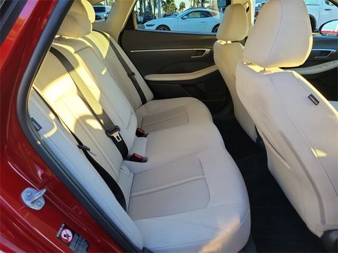 Used 2023 Hyundai Sonata SEL image 19