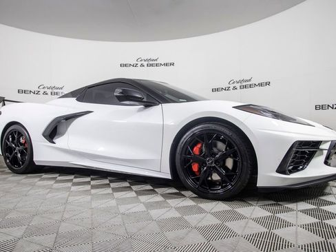 Used 2021 Chevrolet Corvette Stingray Preferred Conv w/ Z51 Performance Package image 3